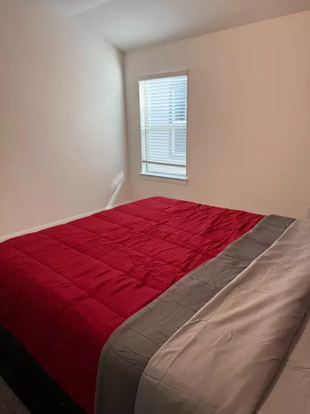 Coliving in Cypress TX - Nw Houston, Houston