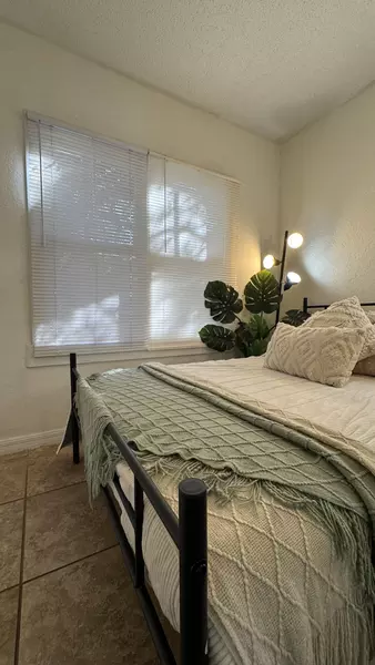 Coliving in Holden Heights - Central Orlando, Orlando