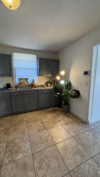 Coliving in Holden Heights - Central Orlando, Orlando