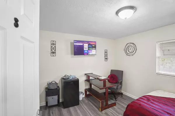 Coliving in Lake Forest - Northside, Jacksonville