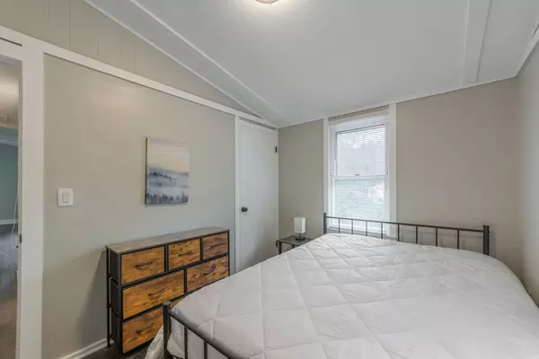 Coliving in Independence - Outer KCMO, Kansas City