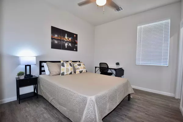 Coliving in Acres Home - Nw Houston, Houston