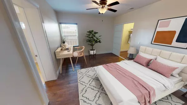 Coliving in Ocean Beach - Coastal, San Diego