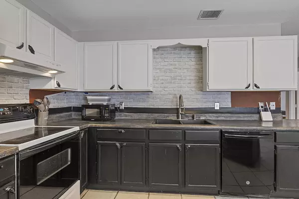 Coliving in Northwest Side - West SATX, San Antonio