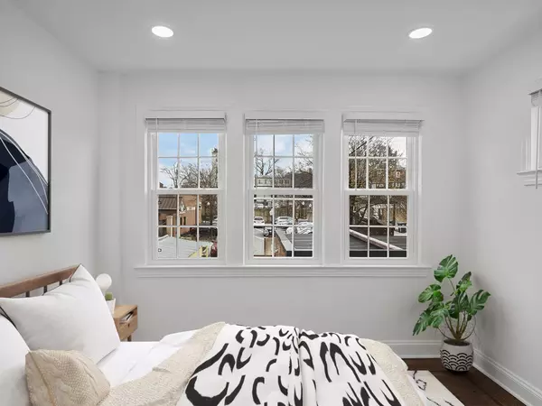 4 bedrooms apartment for rent in Brightwood Park - NW DC, Washington DC
