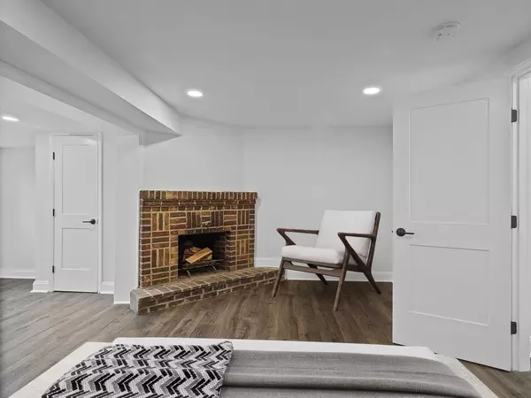 4 bedrooms apartment for rent in Brightwood Park - NW DC, Washington DC