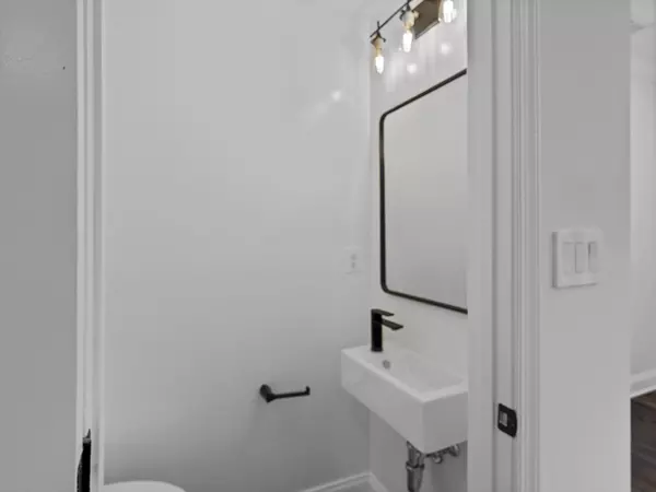 4 bedrooms apartment for rent in Brightwood Park - NW DC, Washington DC