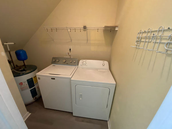 Coliving in Wade - Central Raleigh, Raleigh
