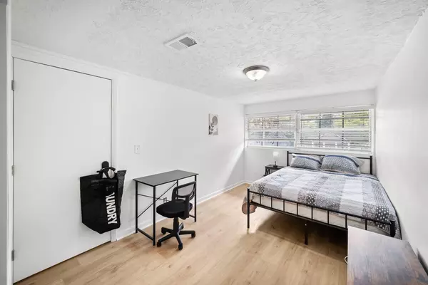 Coliving in Springfield - Downtown JAX, Jacksonville