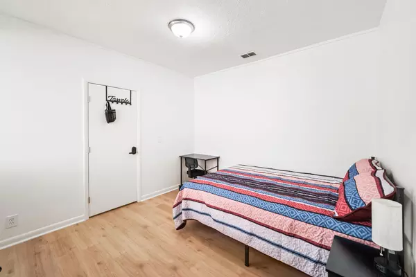 Coliving in Springfield - Downtown JAX, Jacksonville