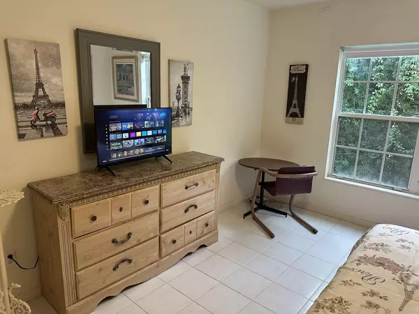 Coliving in Hogan - Southside, Jacksonville