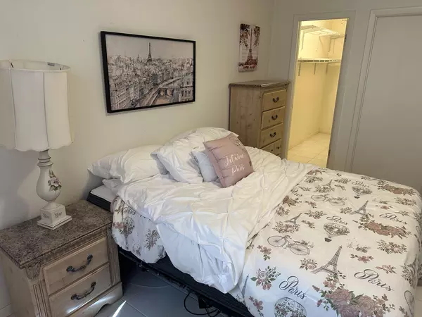 Coliving in Hogan - Southside, Jacksonville
