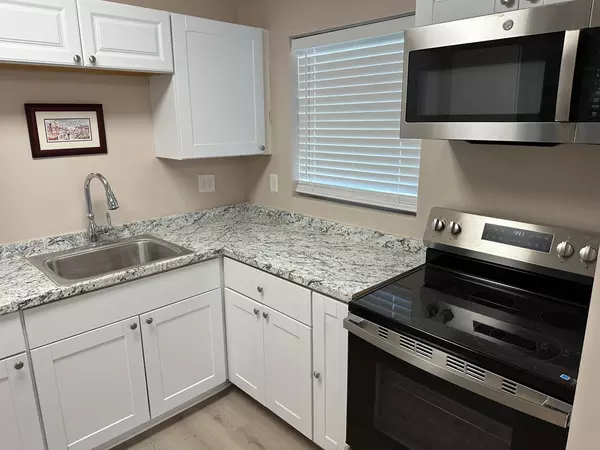 Coliving in Hogan - Southside, Jacksonville