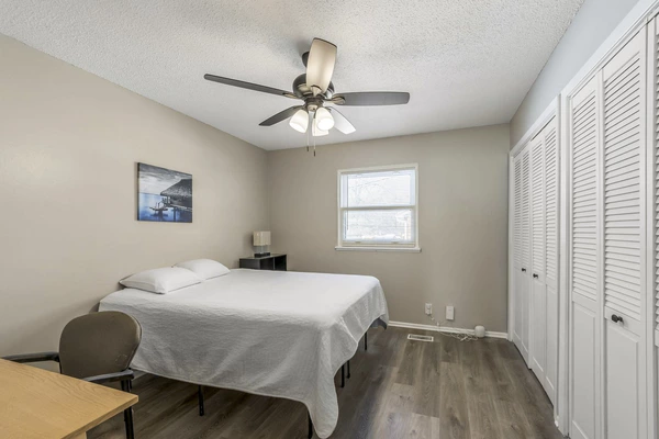 Coliving in Lee's Summit - Outer KCMO, Kansas City