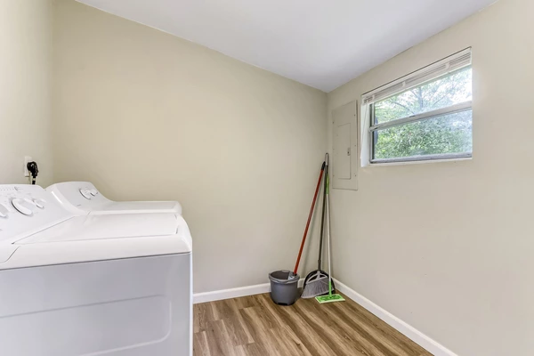 Coliving in Cedar Hills - Westside, Jacksonville