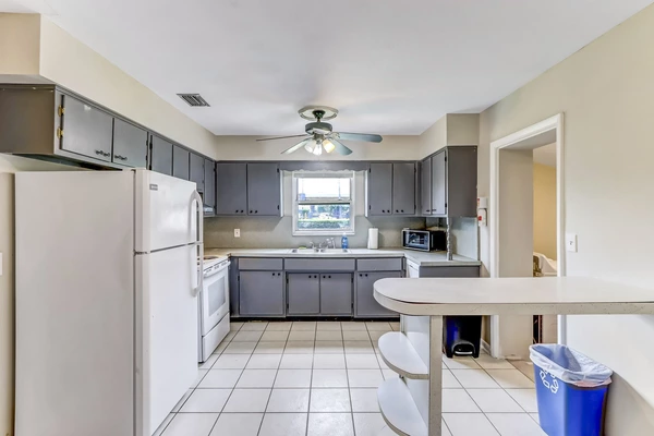 Coliving in Cedar Hills - Westside, Jacksonville