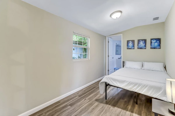 Coliving in Cedar Hills - Westside, Jacksonville