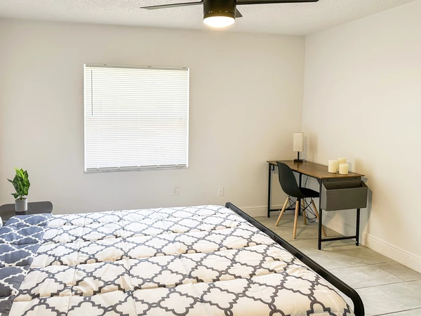 Coliving in Grant Park Tampa - East Tampa, Tampa