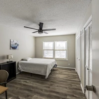 Coliving in Lee's Summit - Outer KCMO, Kansas City