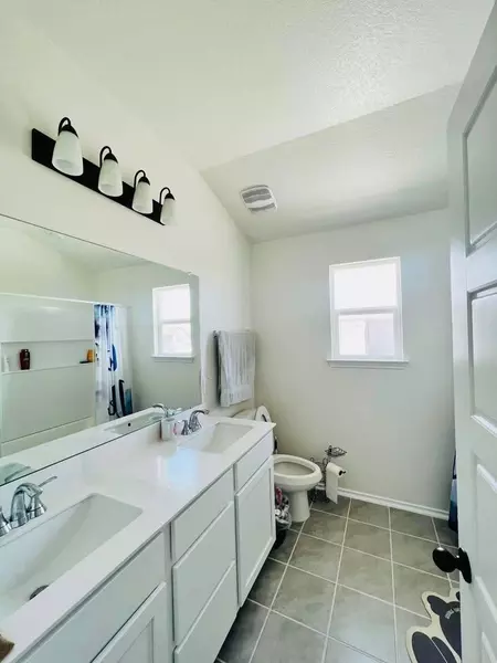 Coliving in Manor - East Austin, Austin