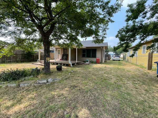 Coliving in Highland Park SATX - East SATX, San Antonio
