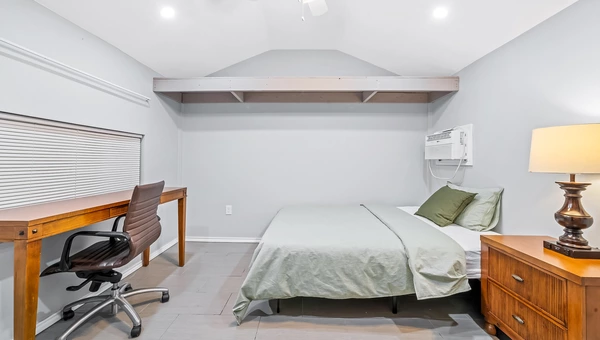 Coliving in Greater Hobby Area - Se Houston, Houston