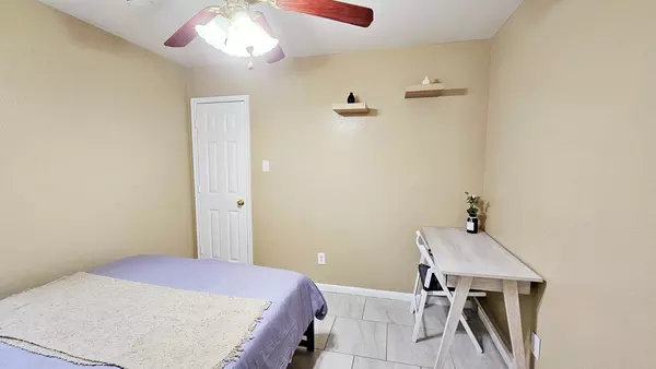 Coliving in South Acres / Crestmont Park - Se Houston, Houston