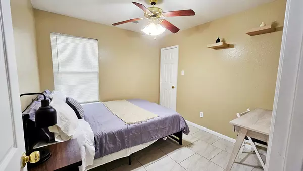 Coliving in South Acres / Crestmont Park - Se Houston, Houston