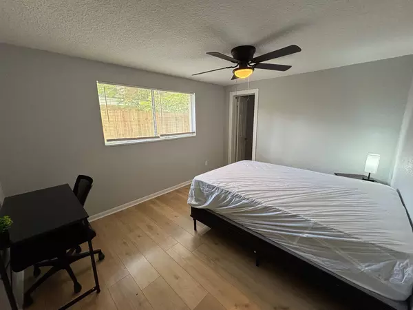 Coliving in Lake Forest - Northside, Jacksonville