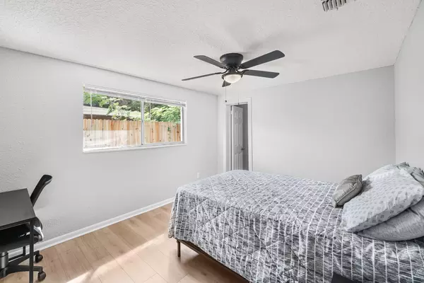 Coliving in Lake Forest - Northside, Jacksonville