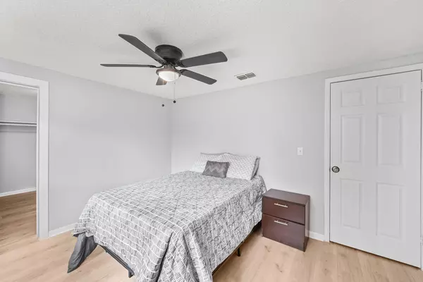 Coliving in Lake Forest - Northside, Jacksonville