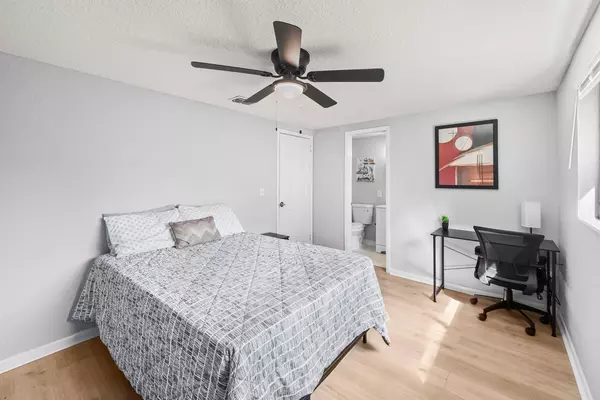 Coliving in Lake Forest - Northside, Jacksonville
