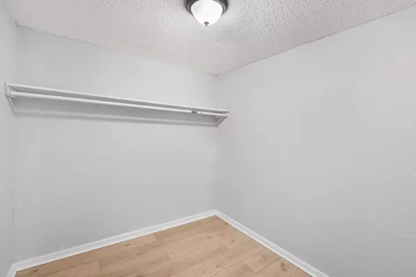 Coliving in Lake Forest - Northside, Jacksonville
