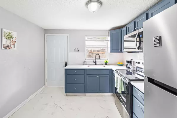 Coliving in Lake Forest - Northside, Jacksonville