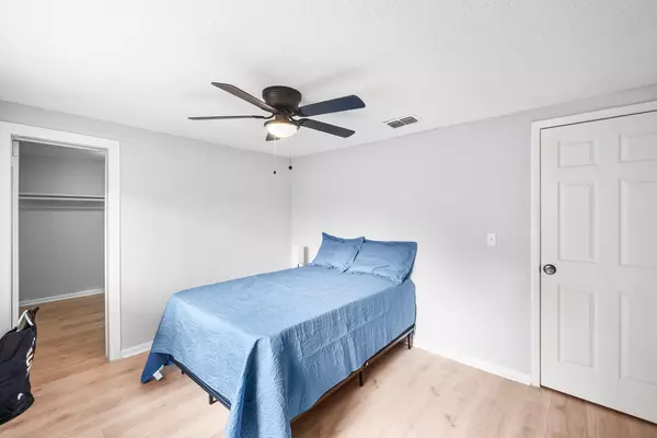 Coliving in Lake Forest - Northside, Jacksonville