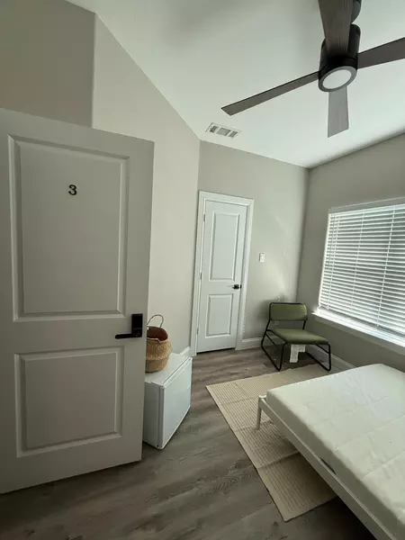 Coliving in West Arlington - Arlington, Dallas