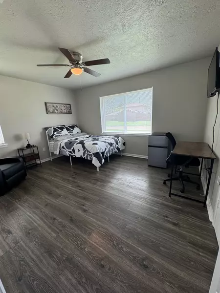 Coliving in Northshore - Ne Houston, Houston