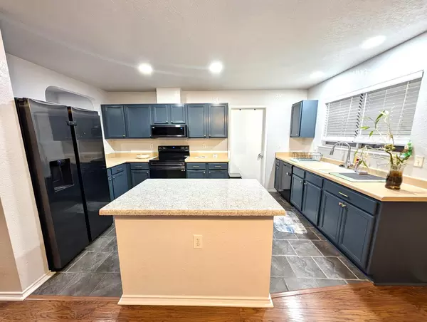 Coliving in Uptown Central - North SATX, San Antonio