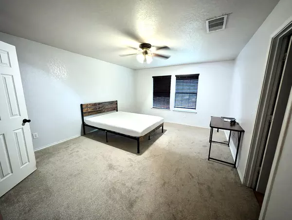 Coliving in Uptown Central - North SATX, San Antonio