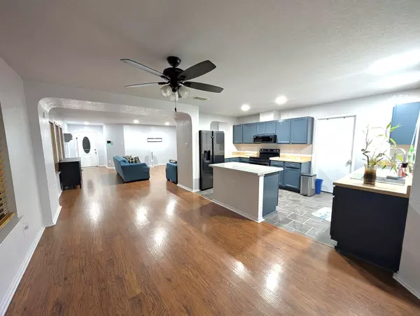 Coliving in Uptown Central - North SATX, San Antonio