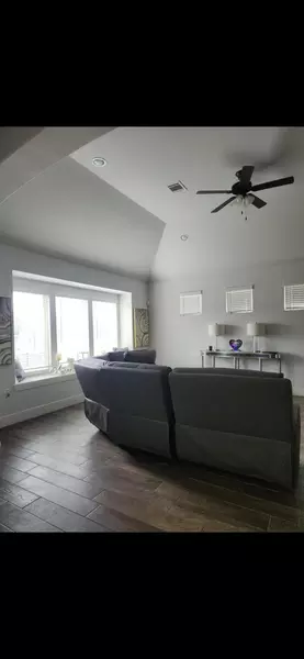 Coliving in East Little York/ Homestead - Ne Houston, Houston