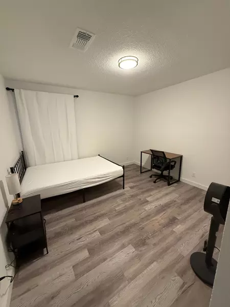 Coliving in University Hills - East Austin, Austin