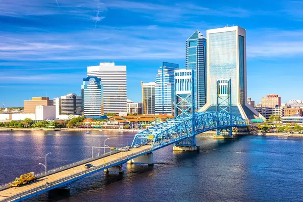 Coliving in Sans Pareil - Beaches, Jacksonville