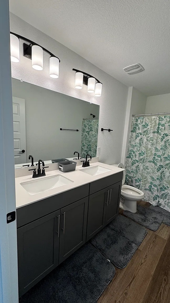Coliving in Manor - East Austin, Austin