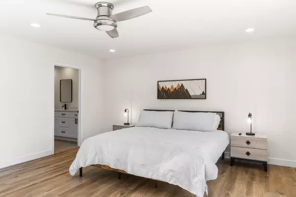 Coliving in Cathedral City - Inland Empire, Los Angeles