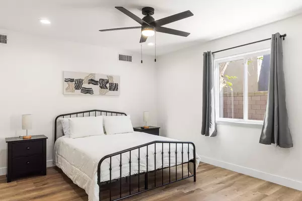 Coliving in Cathedral City - Inland Empire, Los Angeles