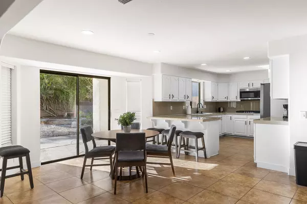 Coliving in Cathedral City - Inland Empire, Los Angeles