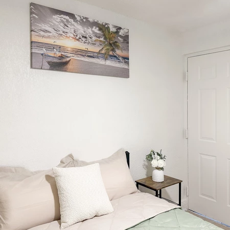 Coliving in Grant Park Tampa - East Tampa, Tampa