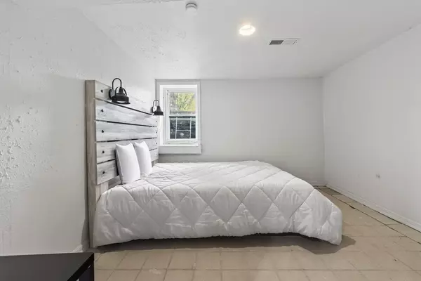 Coliving in Marlborough - KCMO, Kansas City
