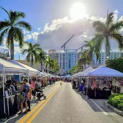 Coliving in Hollywood Fl - Broward County, Miami